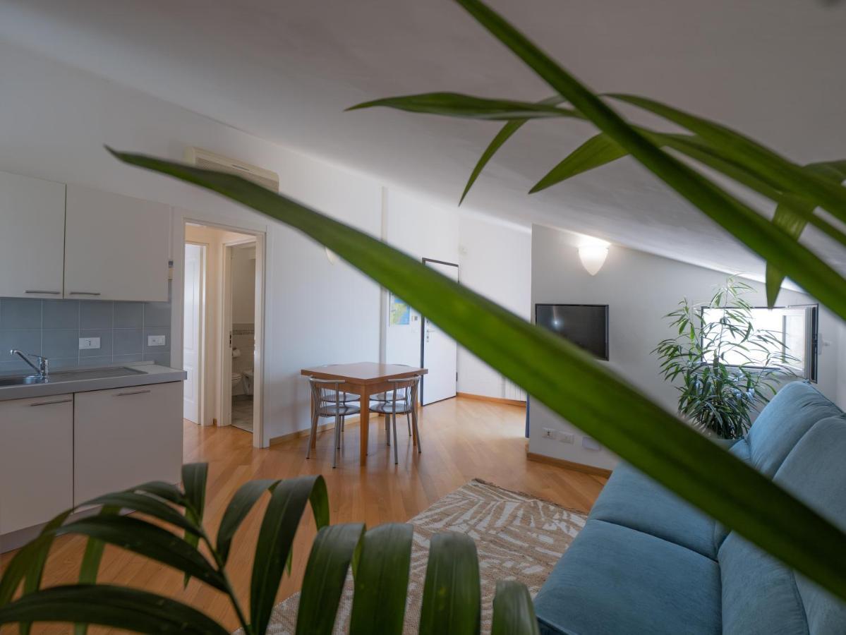 Apartamento Casa Felice - Mimosa&Pesco Pietra Ligure Exterior foto